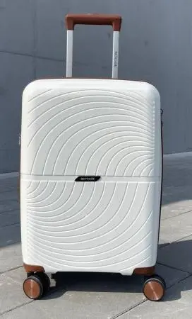 Чемодан SkyCase белый М средний с расширением Чемодан SkyCase белый М средний с расширением