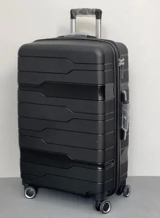 Чемодан Bizon H002 черный М средний без расширения Чемодан Bizon H002 черный М средний без расширения