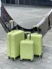 Чемодан Bizon H10 салатовый М средний без расширения Чемодан Bizon H10 салатовый М средний без расширения