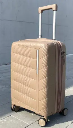 Чемодан Freedom NW бежевый S маленький с расширением
