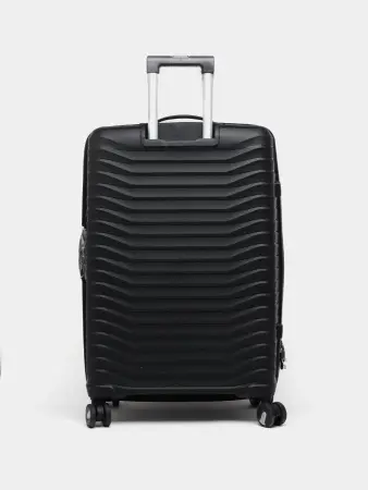Чемодан MyBag черный М средний с расширением Чемодан MyBag черный М средний с расширением