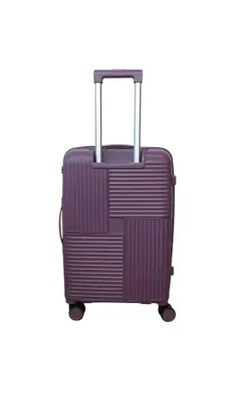 Чемодан MyBag Cube баклажан М средний Чемодан MyBag Cube баклажан М средний