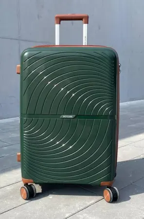Чемодан SkyCase зеленый М средний с расширением Чемодан SkyCase зеленый М средний с расширением