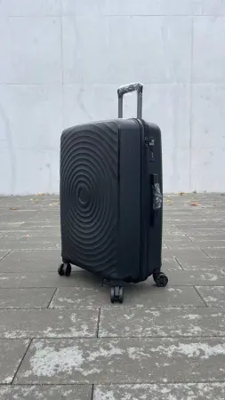 Чемодан Bizon H10 черный средний М без расширения Чемодан Bizon H10 черный средний М без расширения