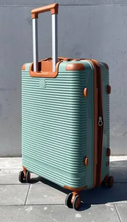 Чемодан MyBag Combo оливковый S ручная кладь с расширением