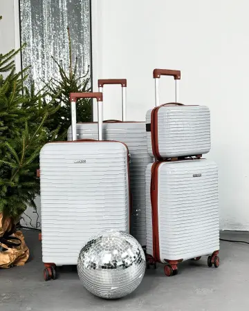 Чемодан MyBag Urban светло-серый М средний без расширения Чемодан MyBag Urban светло-серый М средний без расширения