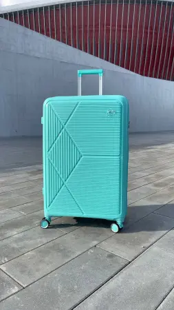 Чемодан Lufi  мятный S ручная кладь без расширения