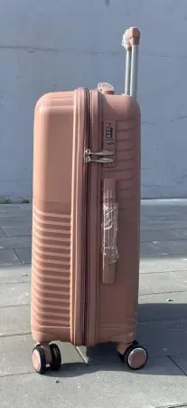 Чемодан Bizon H005 пудровый L большой без расширения