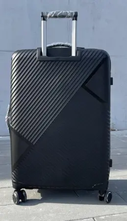 Чемодан Bizon H005 черный М средний без расширения Чемодан Bizon H005 черный М средний без расширения
