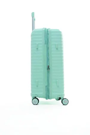 Чемодан MyBag мятный М средний с расширением Чемодан MyBag мятный М средний с расширением