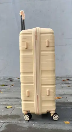 Чемодан Bizon H004 сливочный L большой без расширения