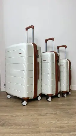 Чемодан Mironpan Paradise Mini молочный М cредний Чемодан Mironpan Paradise Mini молочный М cредний