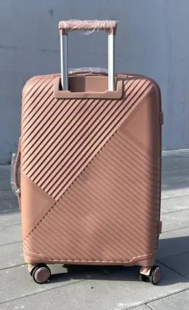 Чемодан Bizon H005 пудровый L большой без расширения