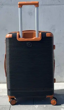 Чемодан MyBag Combo черный М средний с расширением Чемодан MyBag Combo черный М средний с расширением