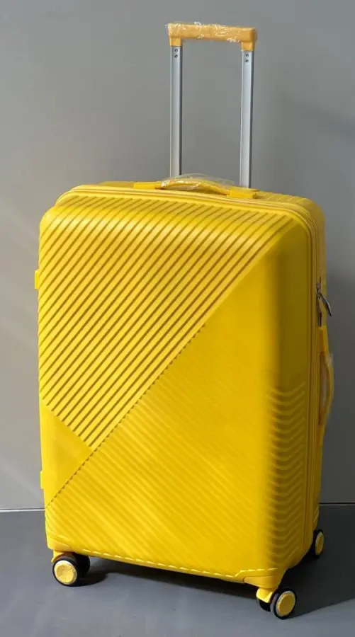 Чемодан Bizon H005 желтый S ручная кладь без расширения