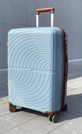 Чемодан SkyCase голубой М средний с расширением Чемодан SkyCase голубой М средний с расширением