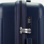 Встроенный кодовый замок в корпусе чемодана - пример