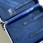 Чемодан Silver S серый алюминий, внутренняя организация
